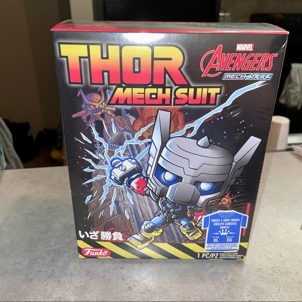 FUNKO POP THOR IN MECH SUIT T SHIRT SIZE XL NEW IN PACKAGE